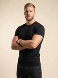 חולצת FitForm קצרה